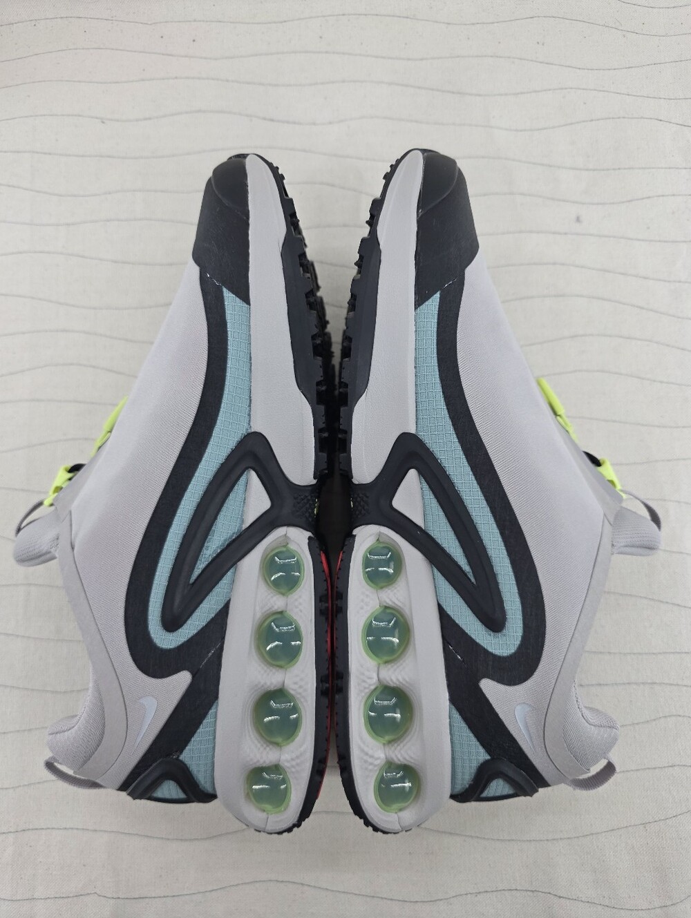 Nike Mens Air Max Dn Roam College Grey Lemon Twist Sneakers HQ8605-003 Sz 9.5 - Picture 8 of 11